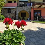 דירה Sundays Family House/studio ניקיטי